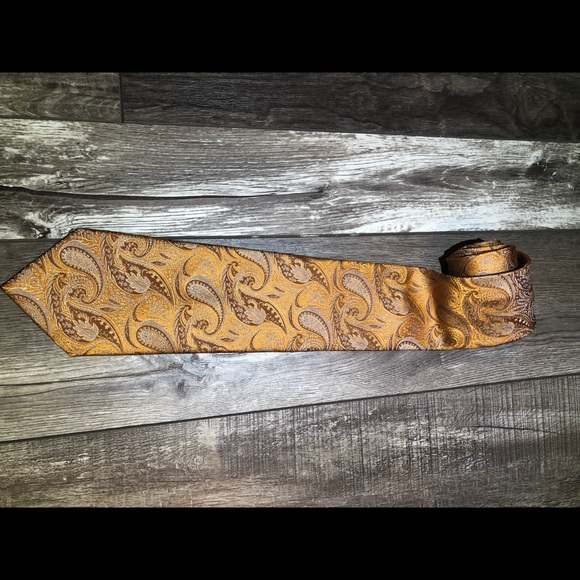 Tie - Picture 4 of 5